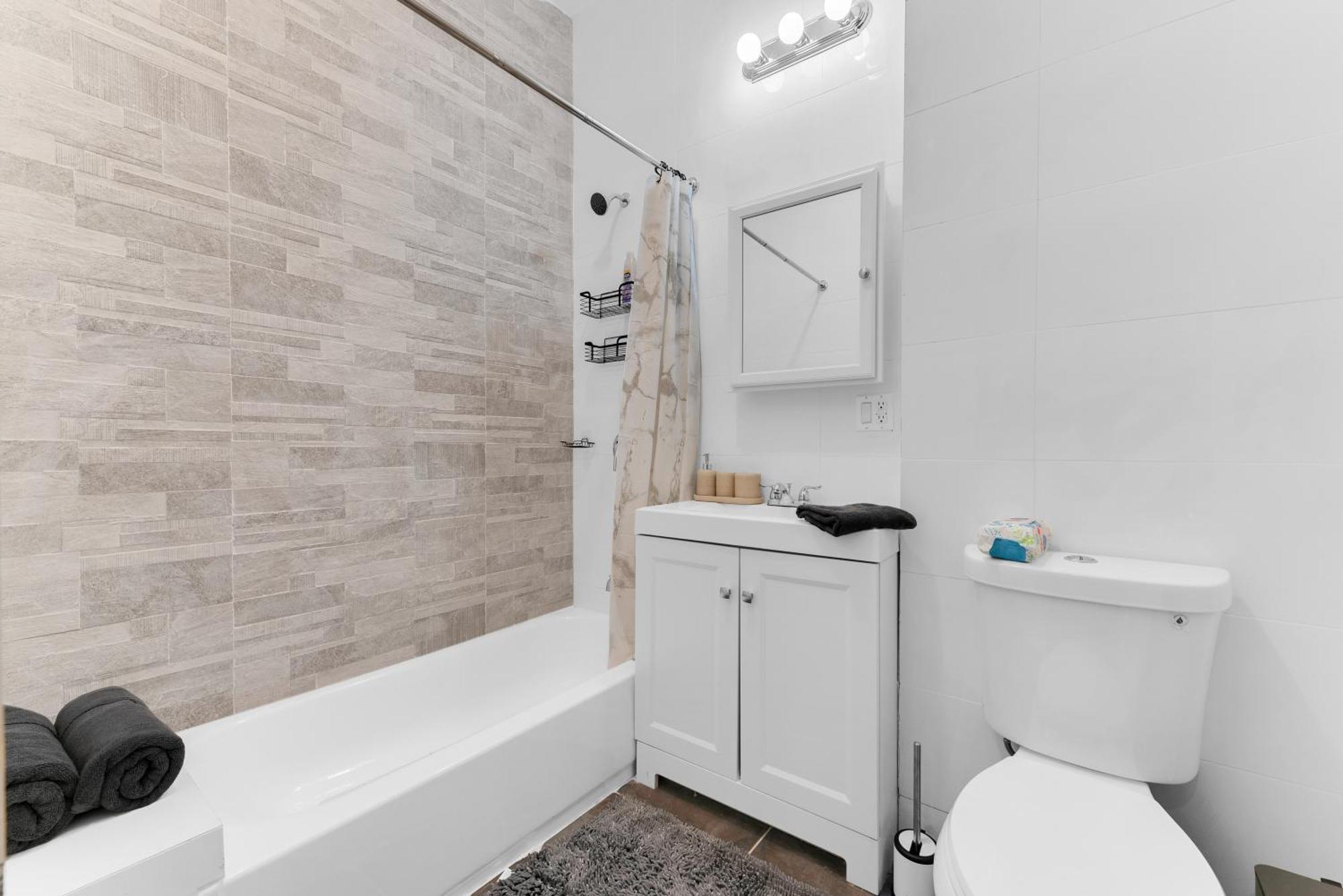 Charming 2Br Bkyrd Near Williamsburg Apartman New York Kültér fotó